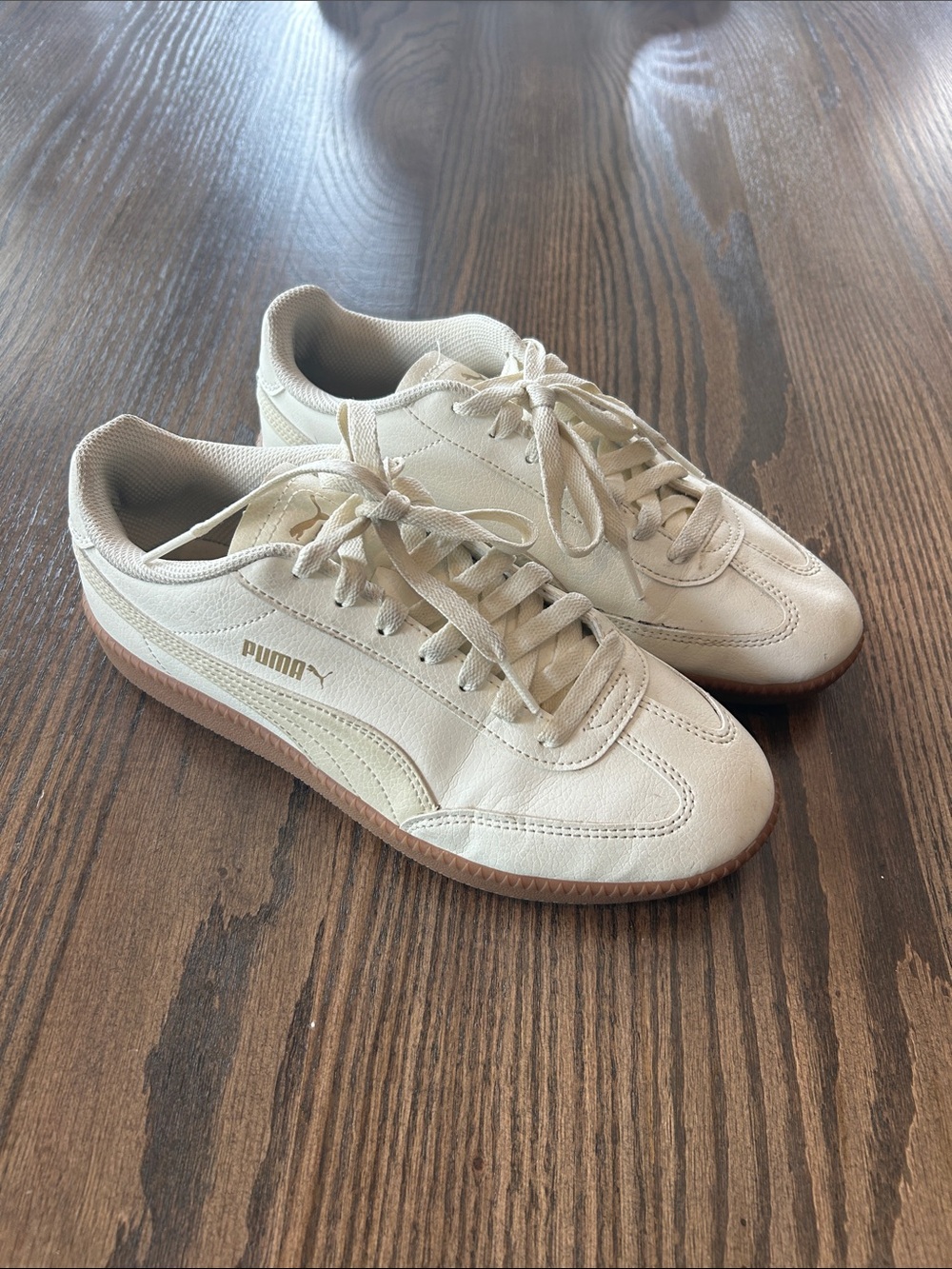 Puma Cream and Gum Low-Top Lace-Up Sneakers